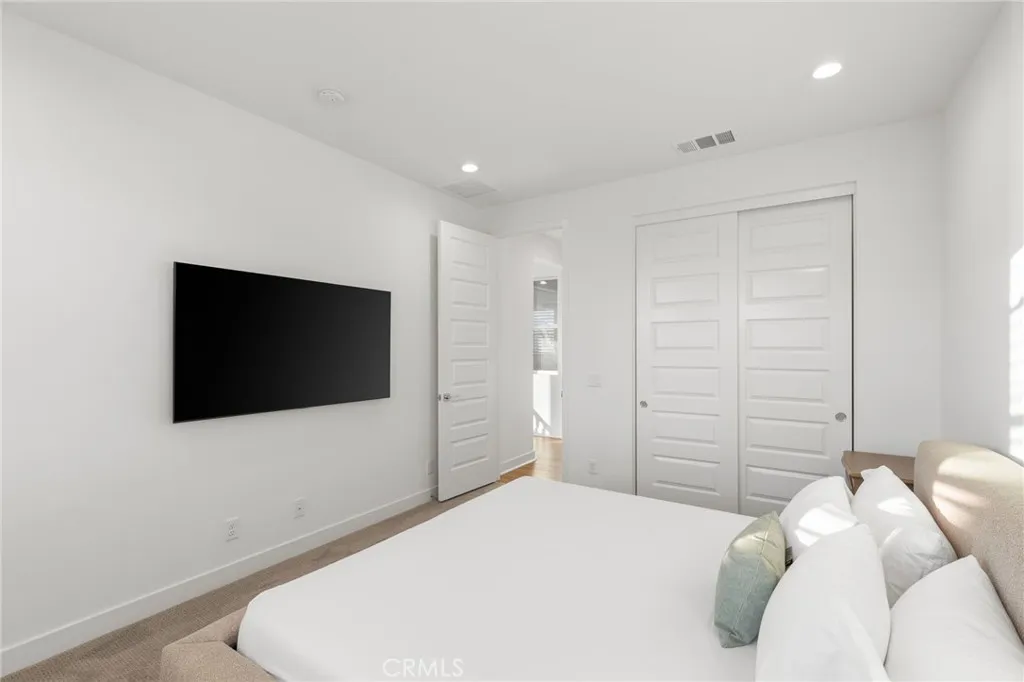 140 Reyes Alley, Lake Forest, California 92630 home-pic-29